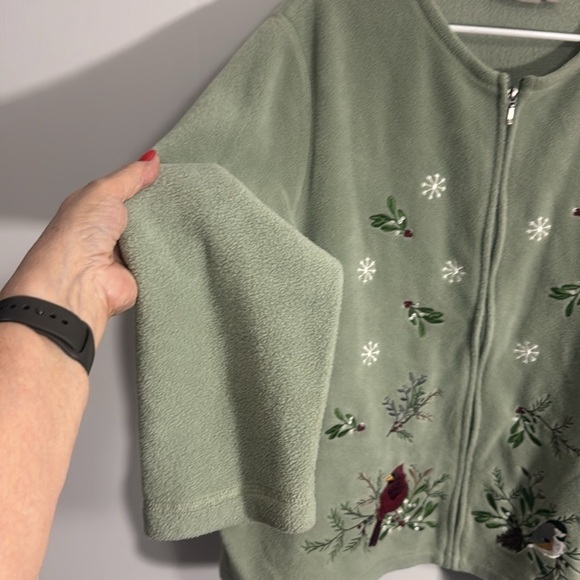 Croft & Barrow Woman Embroidered birds. Sz 2X, very good condition - Picture 3 of 8